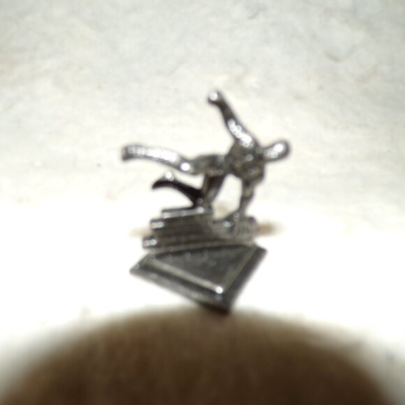 6 Spiderman Monopoly Game Tokens Metal Pieces 2006 Collectible - Picture 4 of 8